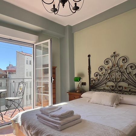Appartement Housing Leon Marigold Extérieur photo
