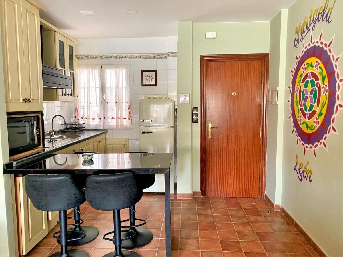 Appartement Housing Leon Marigold Extérieur photo